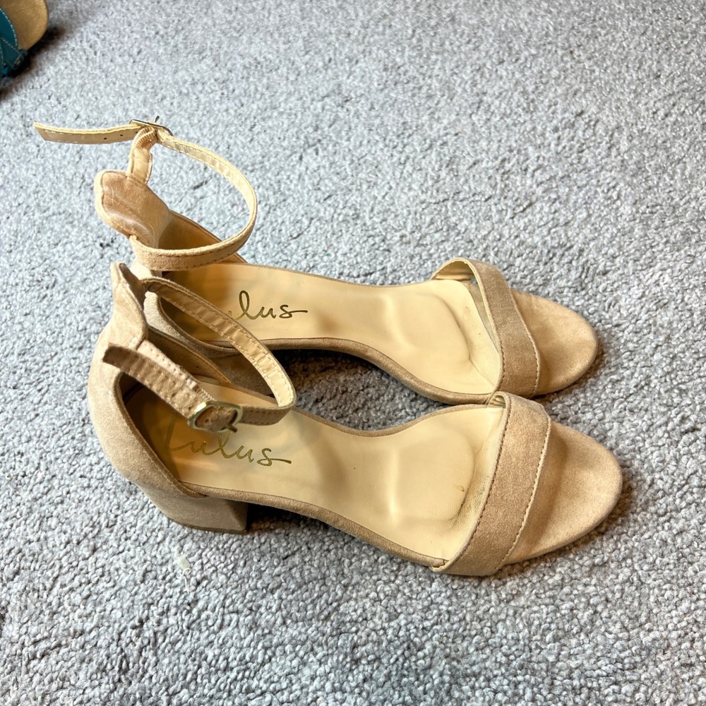 Lulus heels Womens 7 Tan Suede Block Heel Ankle Strap‎ Sandals resort neutral